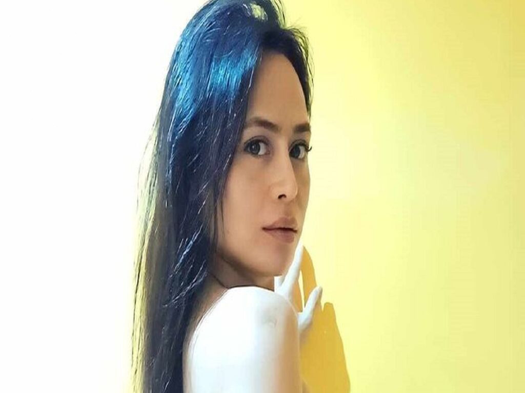 AaliyahPax LiveJasmin