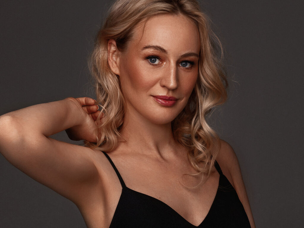 AbeyAmaze LiveJasmin