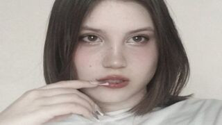 AdaRoyale Cam