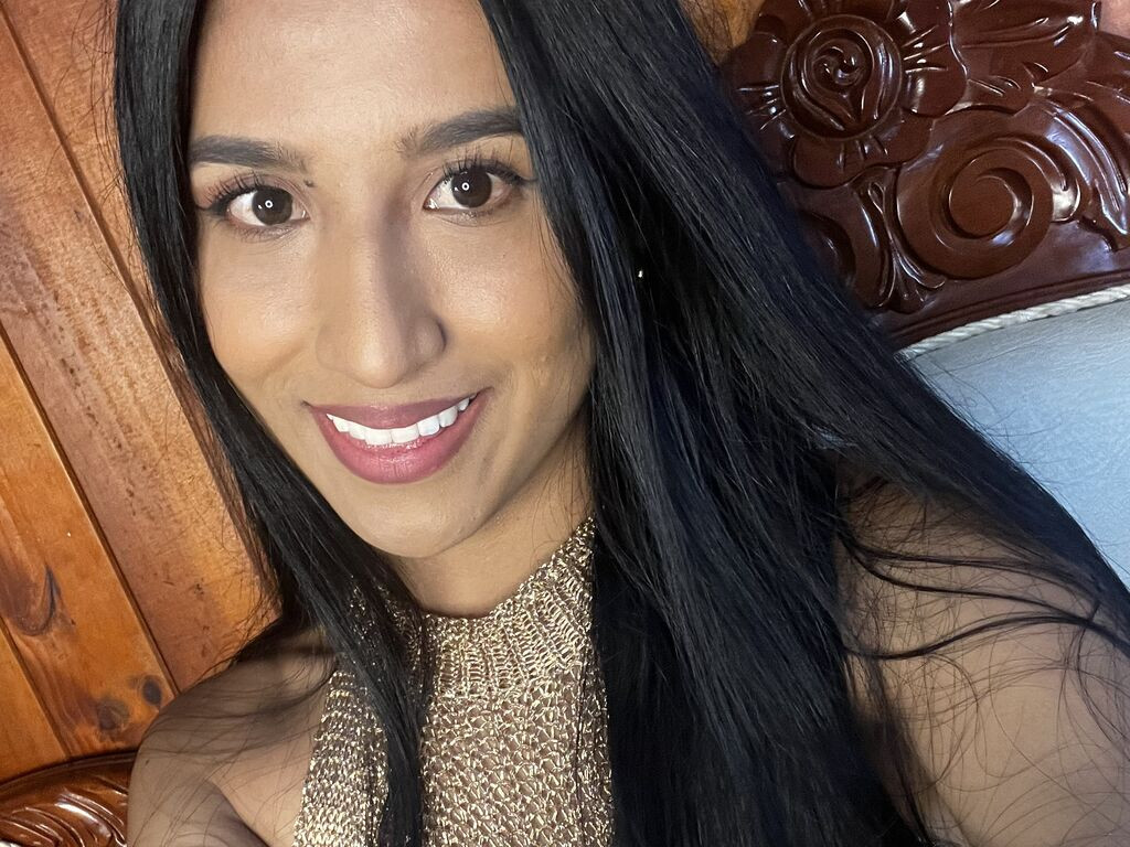 AdaharaBanks LiveJasmin