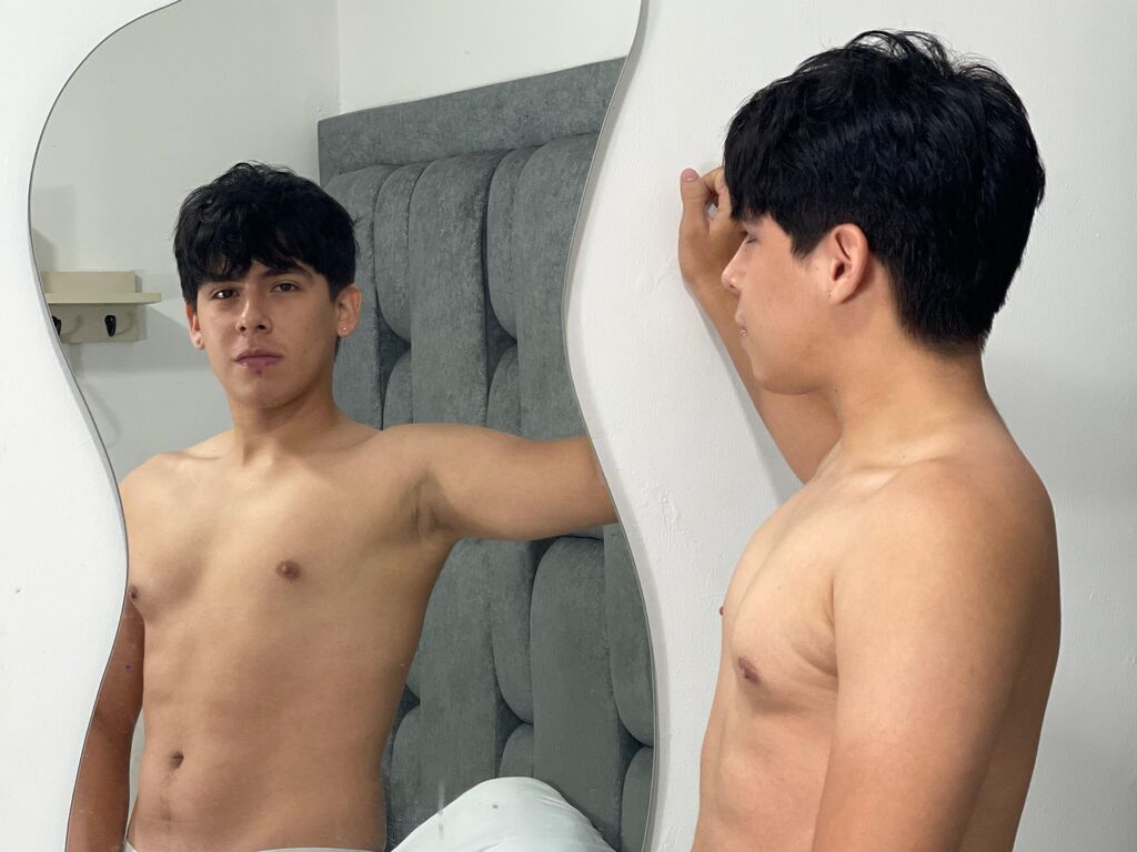 AdamAshford LiveJasmin