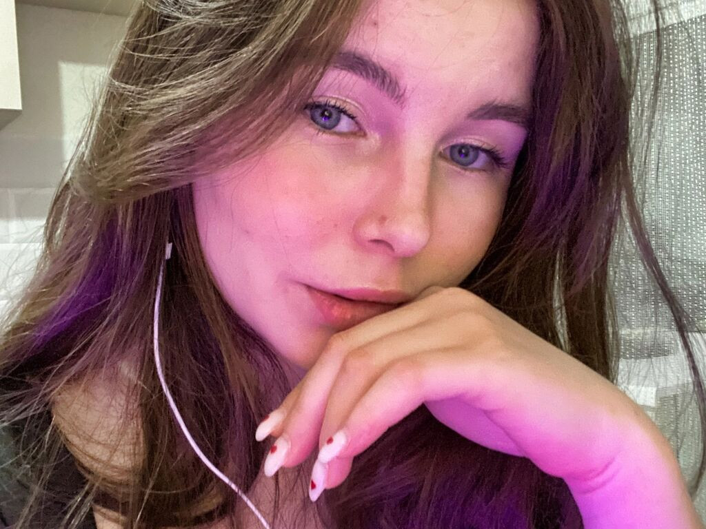 AdelinaMorris Nude