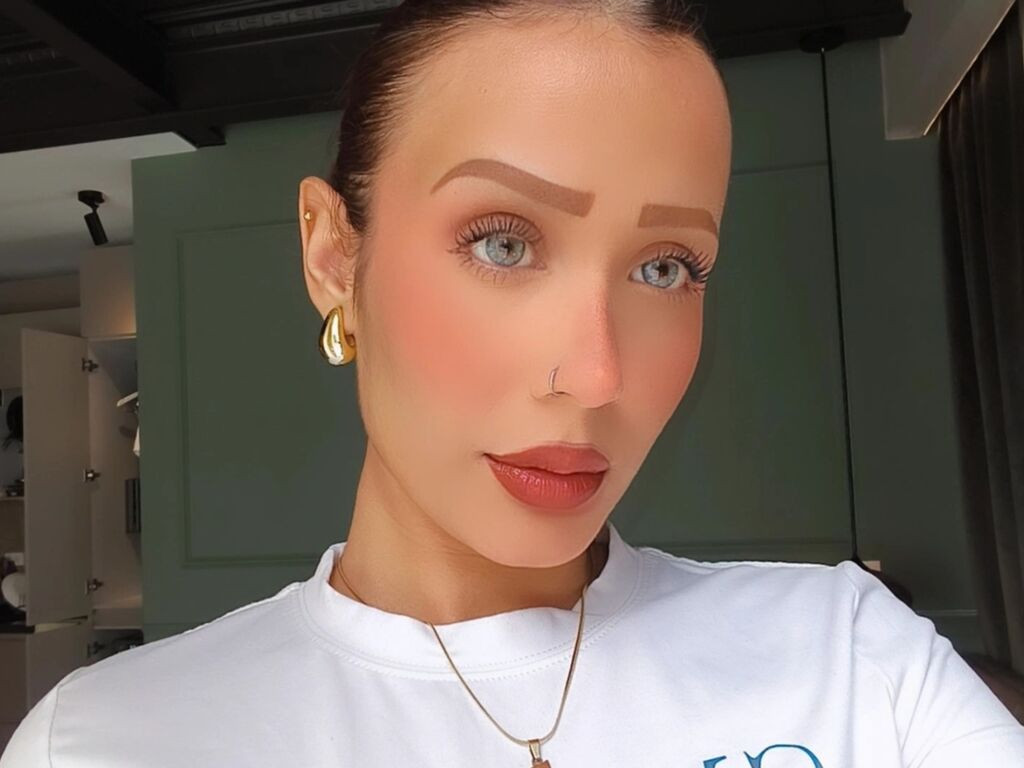 AdrianaRossetti Desnudo