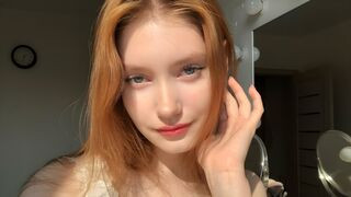 AileenMoor Cam