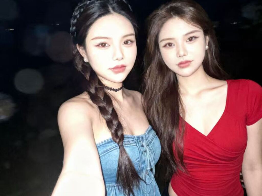 AimeilicandAile LiveJasmin