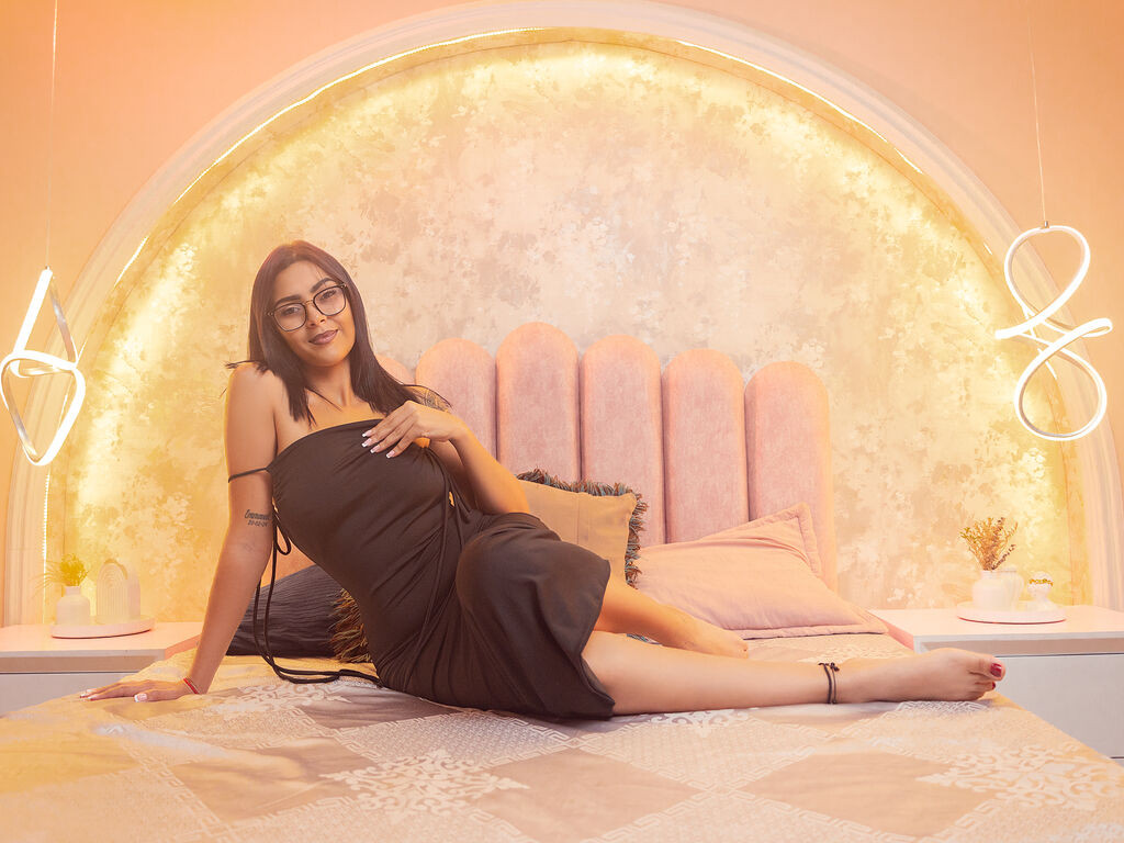 AishaCarpenter LiveJasmin