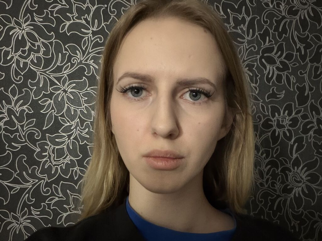 AishaSpringstead Nude