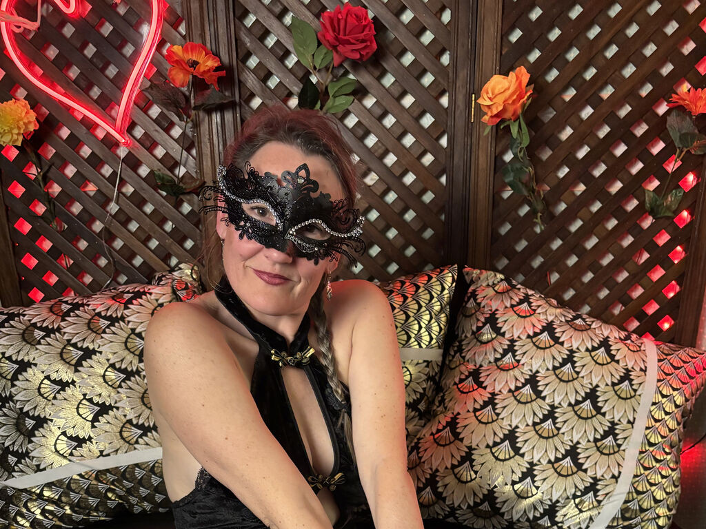 AkiraKaya LiveJasmin