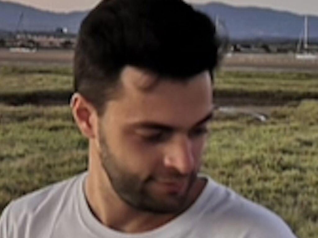 AlbertoGarcia LiveJasmin