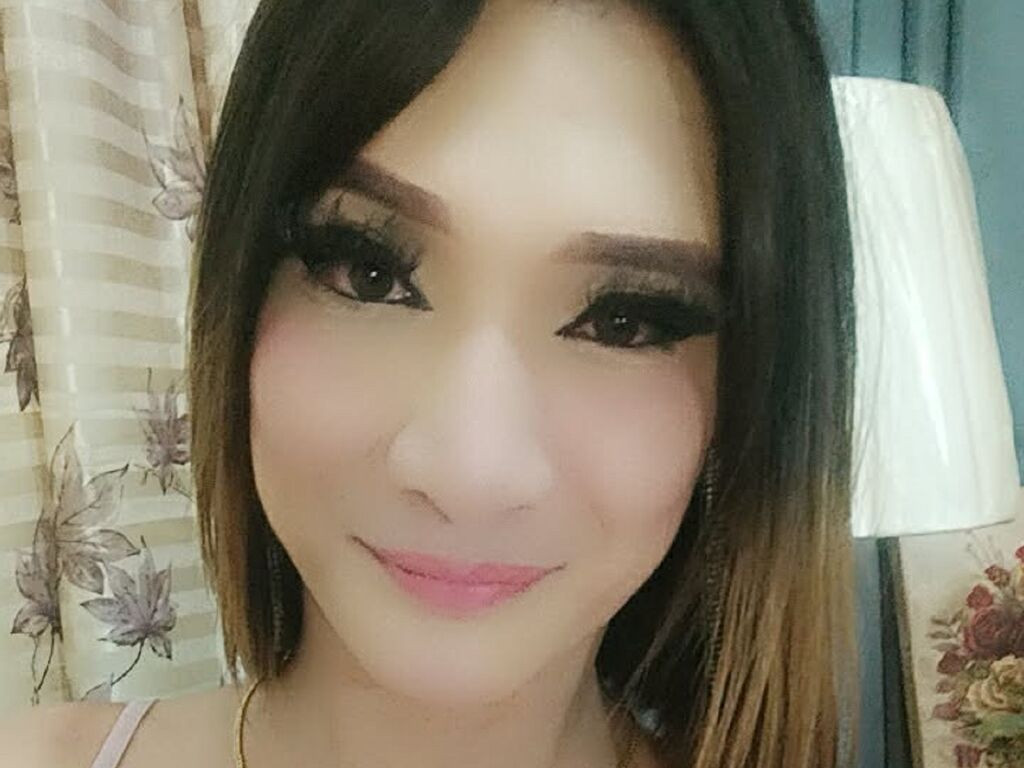 AleeraFox LiveJasmin