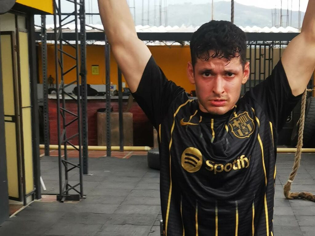 AlejandroCordova Desnudo