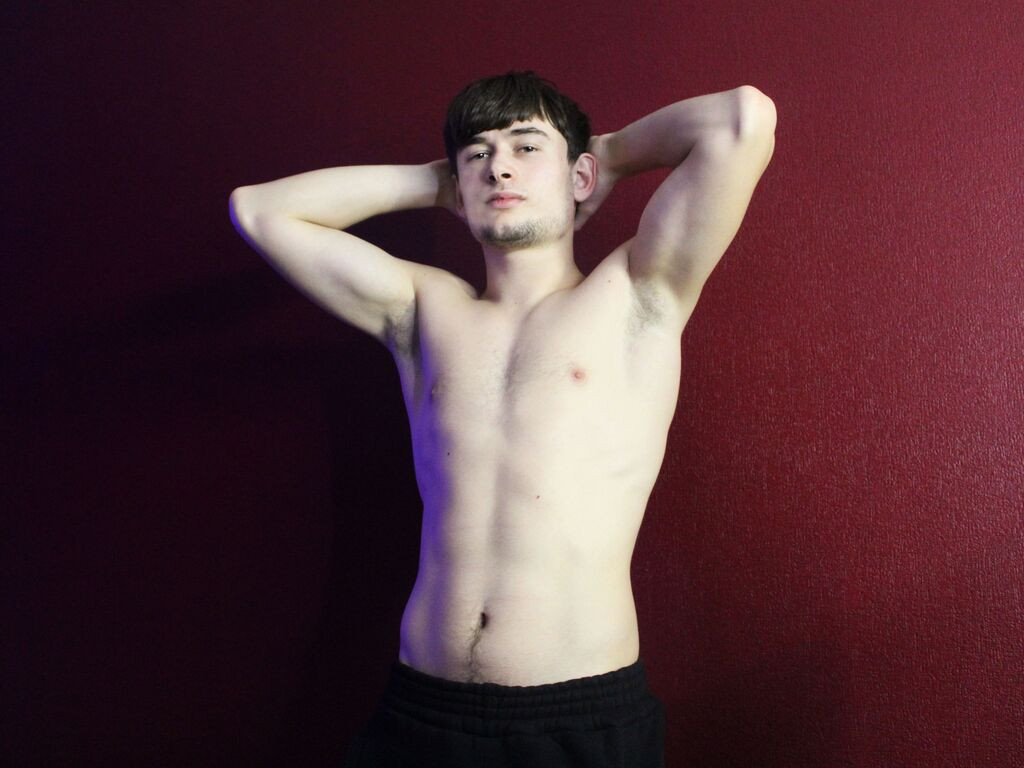 AlejandroEllias LiveJasmin