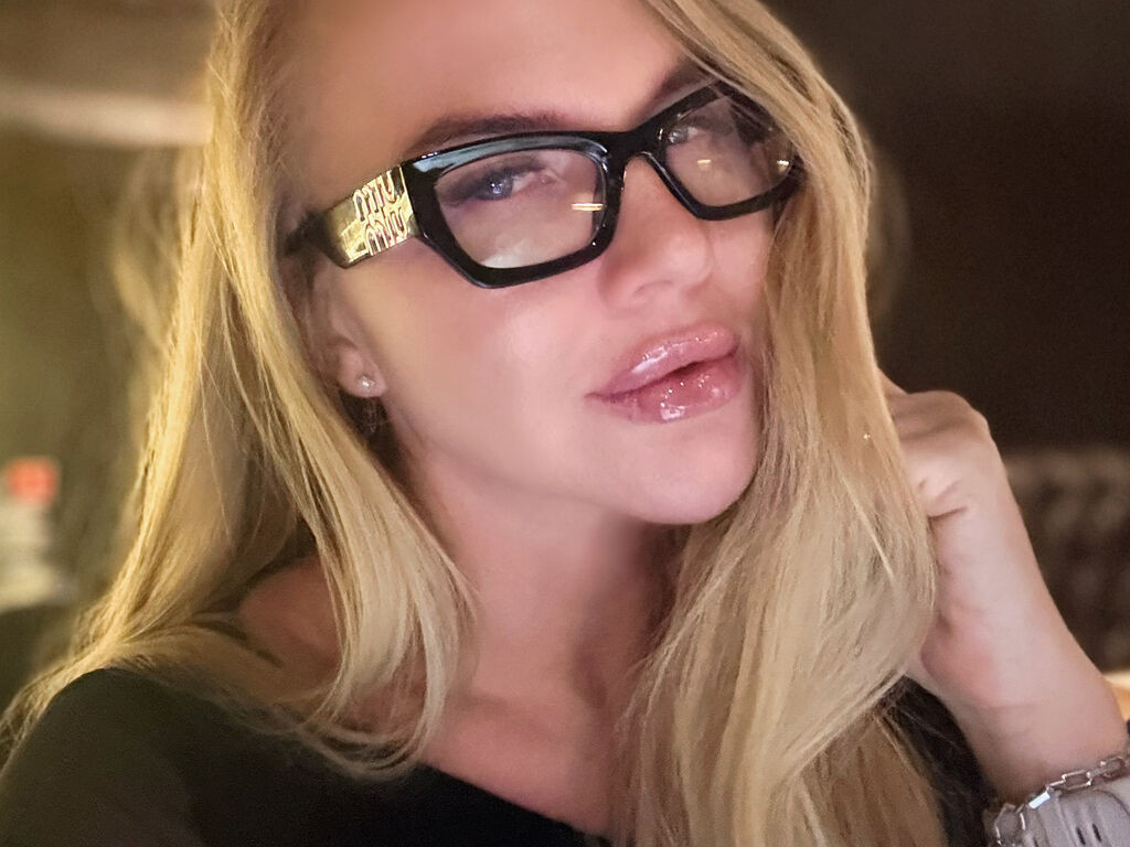 AlesiaStrict LiveJasmin