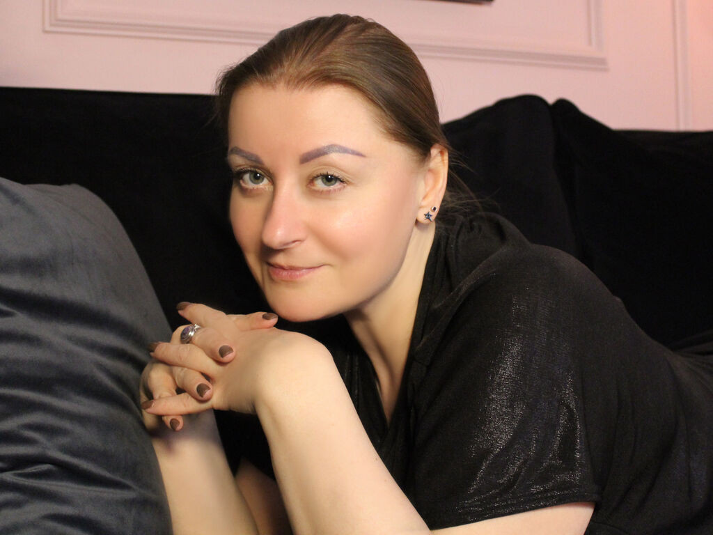 AlexandraPuer LiveJasmin