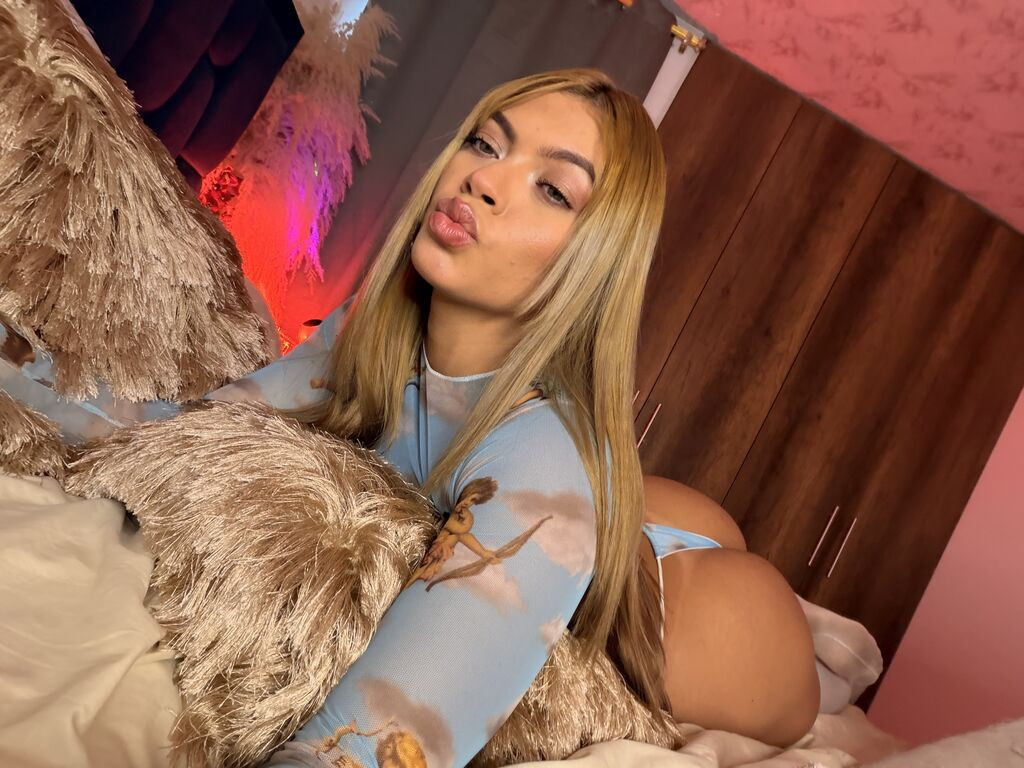 AliceHazel LiveJasmin