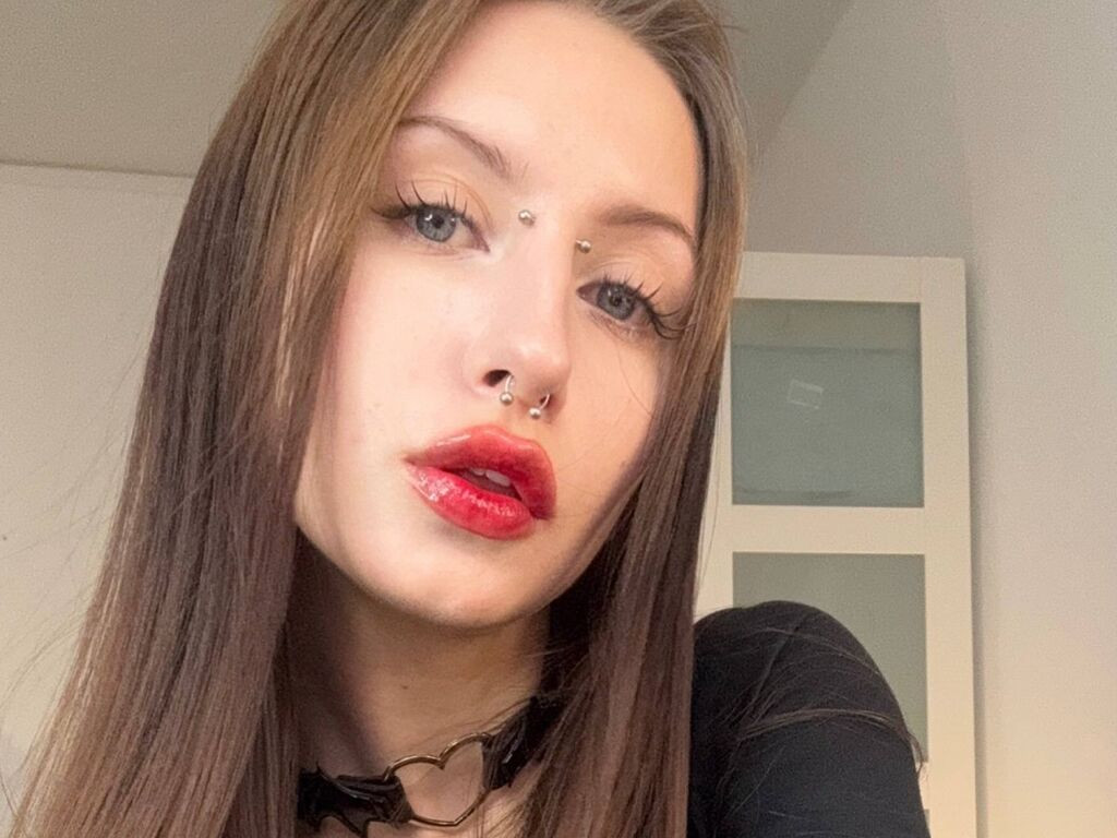 AliceWallflower Desnudo