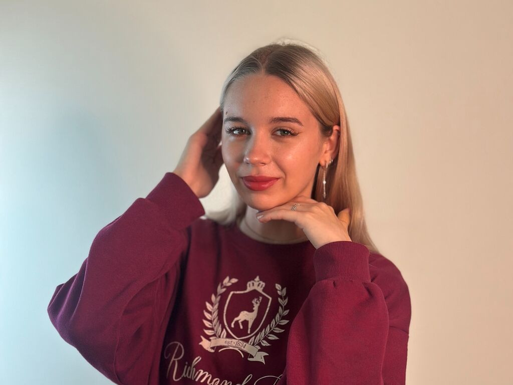 AliceWoody LiveJasmin