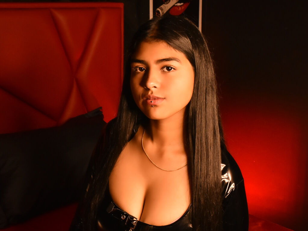 AliciiaColins Desnudo
