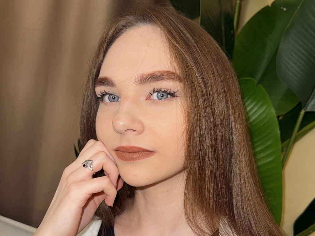 AlinaPribbenow Nude