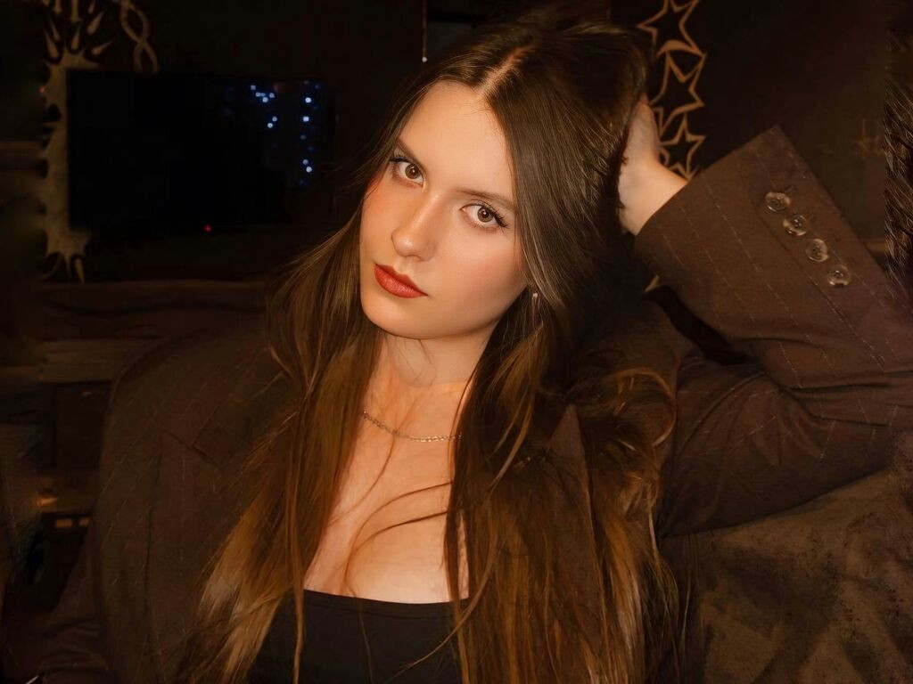 AlishaBennett Desnudo