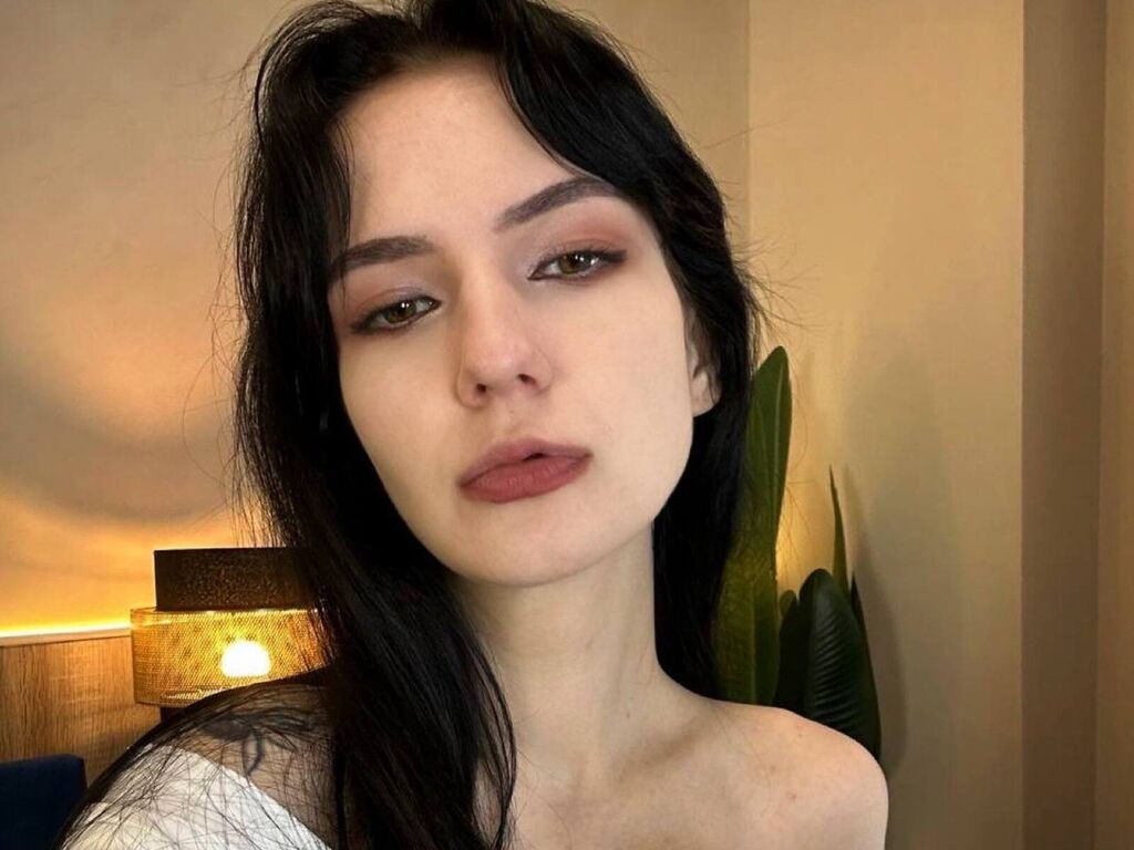 AlisseKen Desnudo