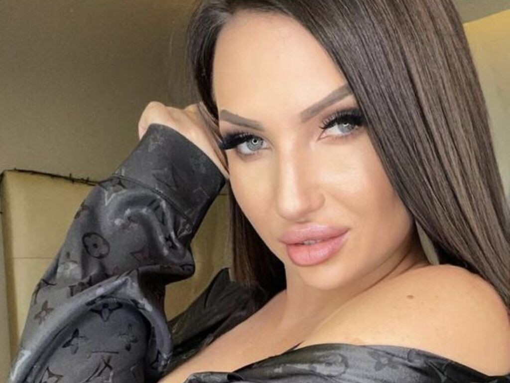 AlonkaAura LiveJasmin