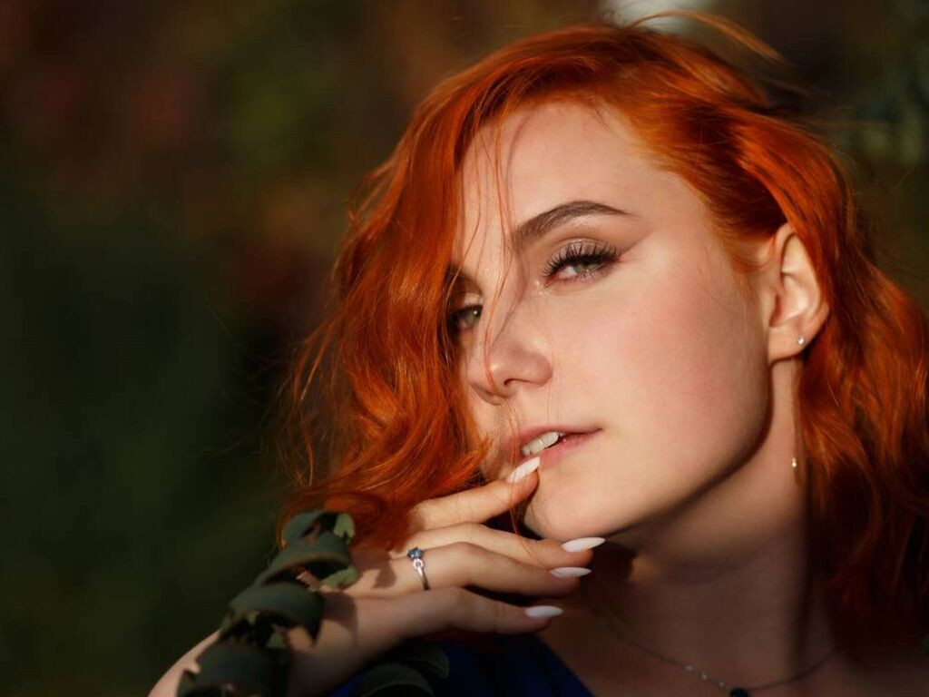 AlvertaGrimshaw Nude