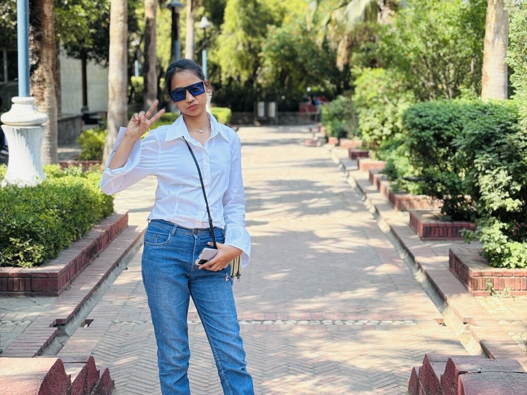 AmairaSingh LiveJasmin