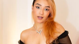 AmaliaHolmess Cam