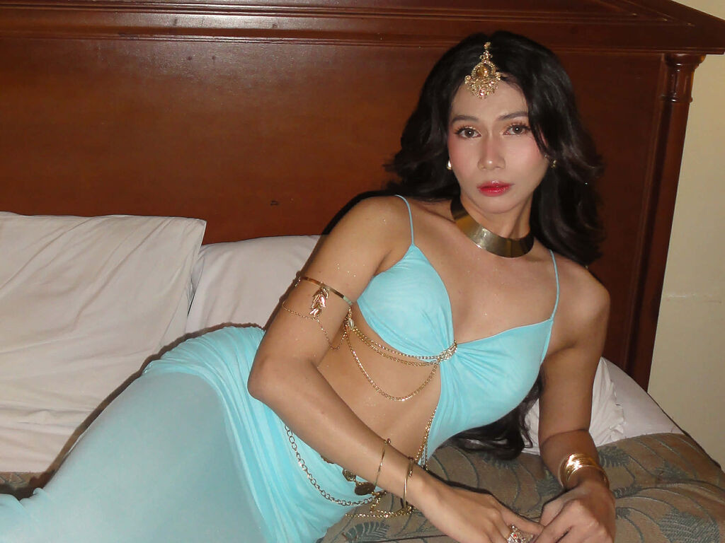 AmariVersace LiveJasmin