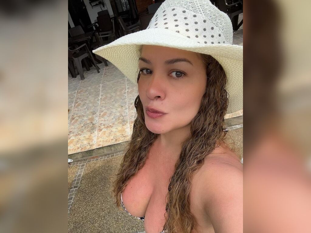 AmbarMontoya LiveJasmin