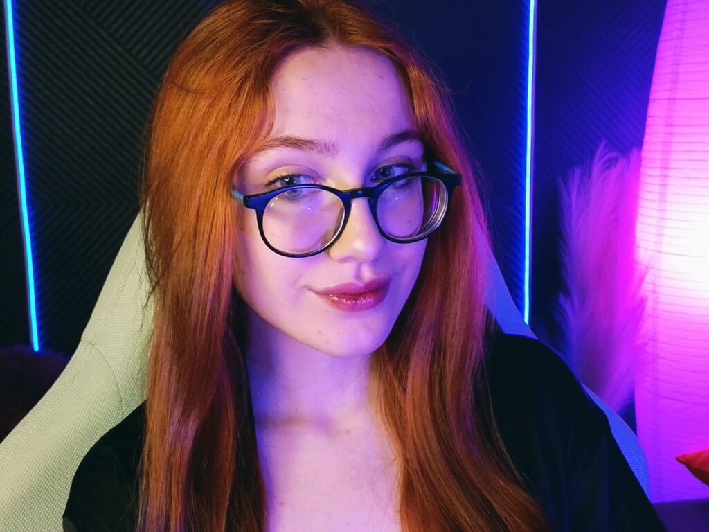AmberWink Nude