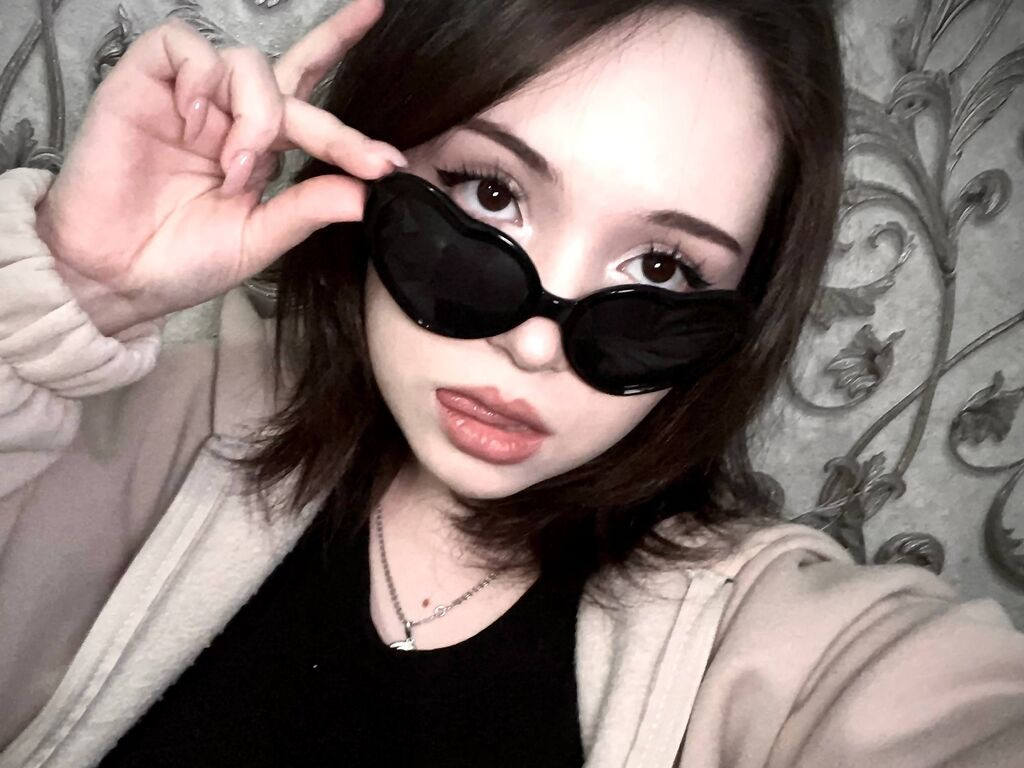 AminaBaudoin LiveJasmin