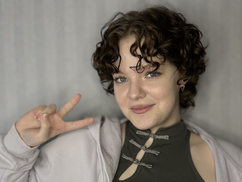 AmmelyFerret LiveJasmin