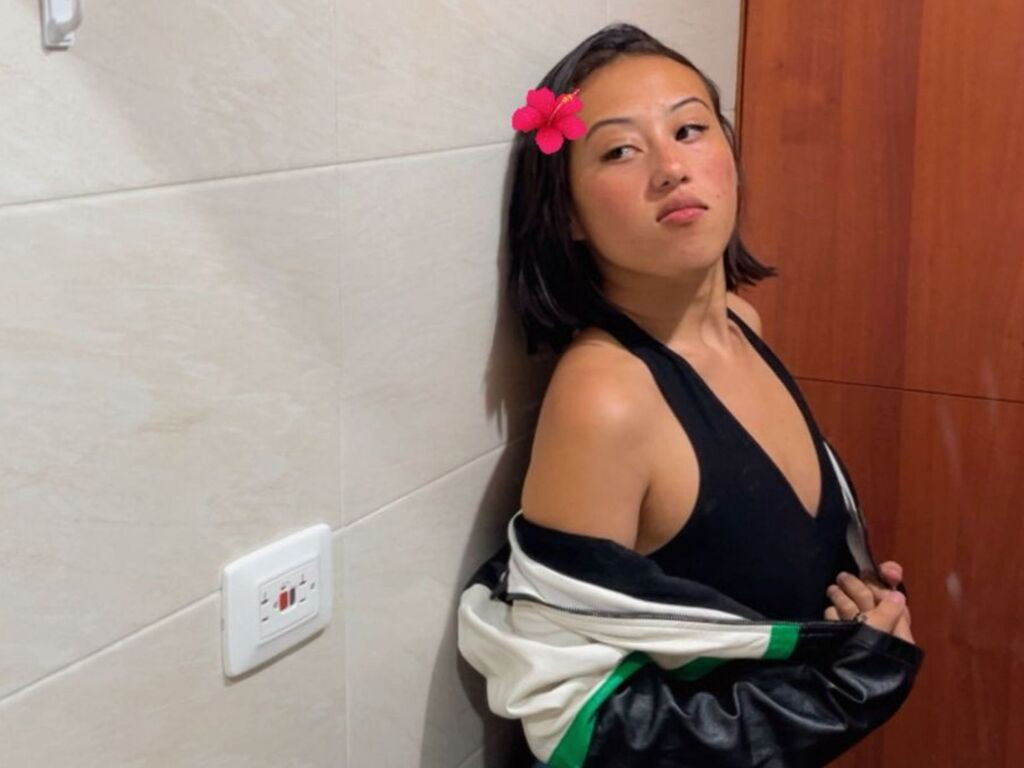 AndreaTapiero LiveJasmin