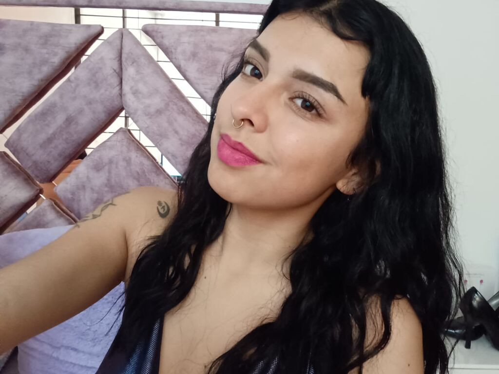 AndreaWeins LiveJasmin