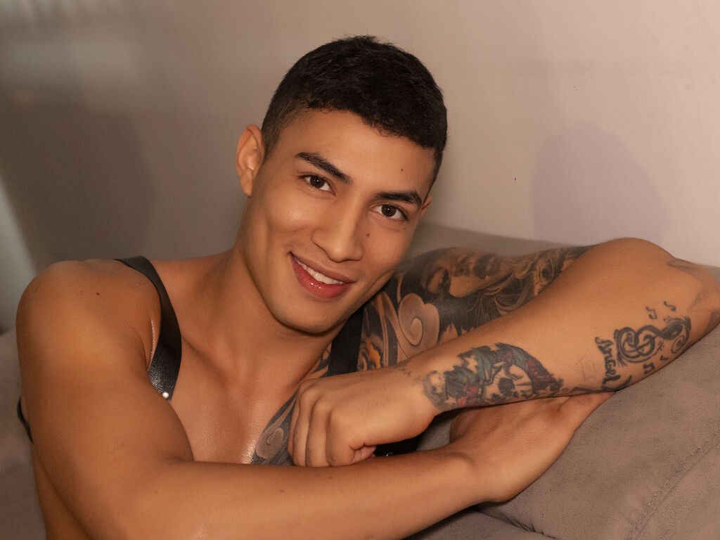 AngellAdams LiveJasmin