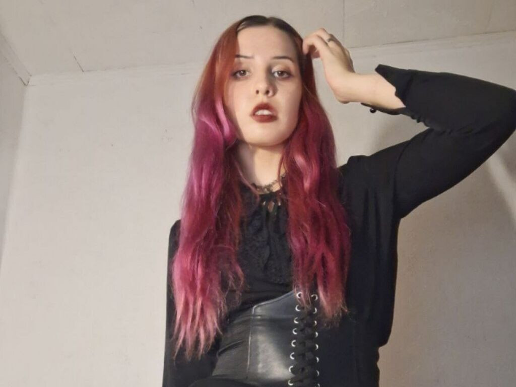 AngilaRought LiveJasmin