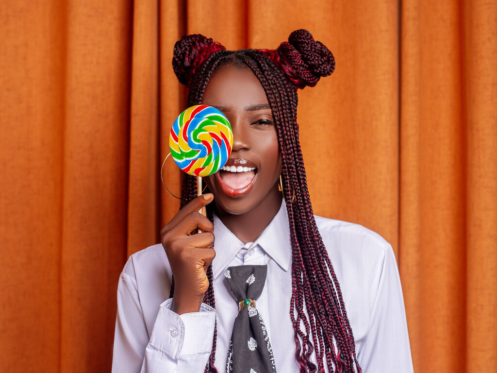 AniahMoon LiveJasmin