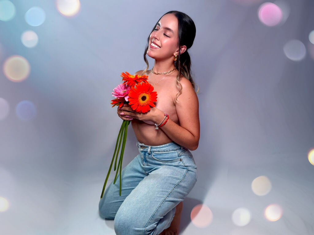 AnitaDiFiore LiveJasmin