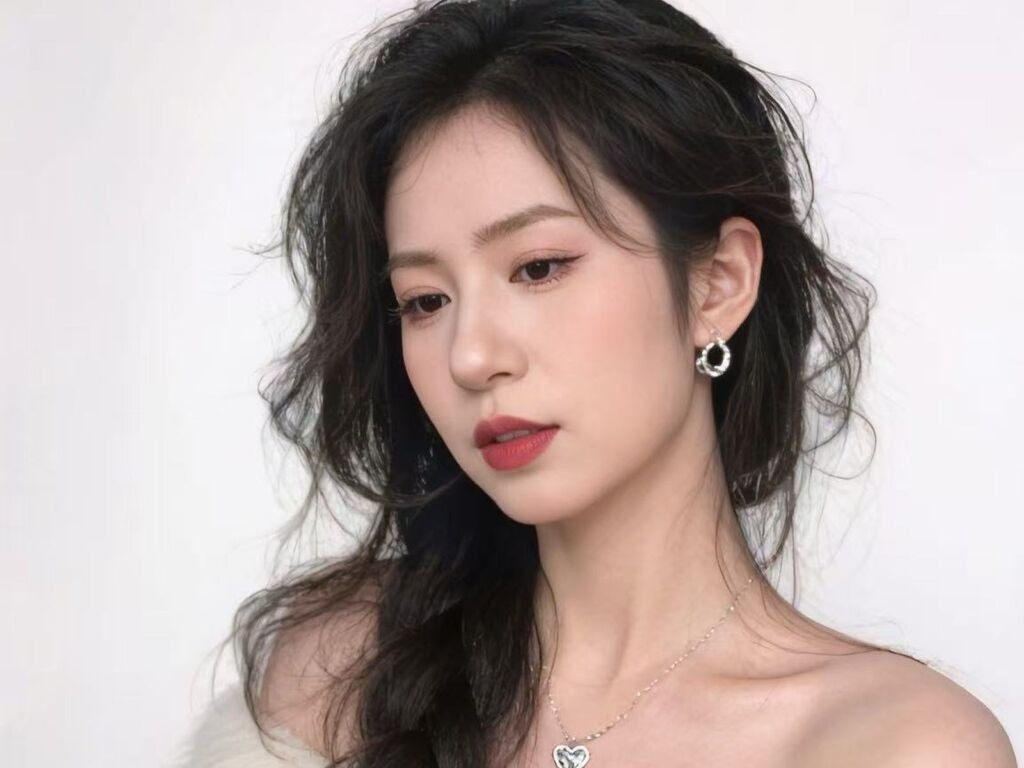 AnnLinMei LiveJasmin