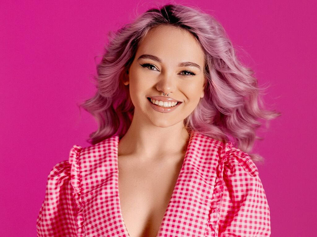 AnnaDelon LiveJasmin