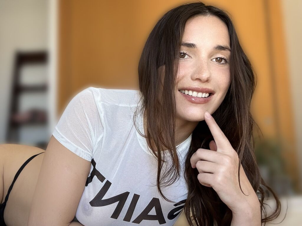 AnnaShine LiveJasmin