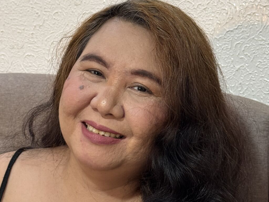 AnneMartine LiveJasmin