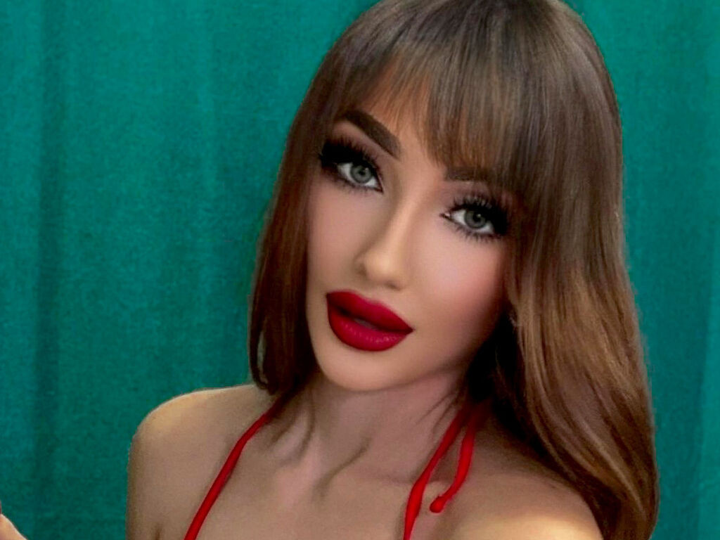 AnnyLittle LiveJasmin