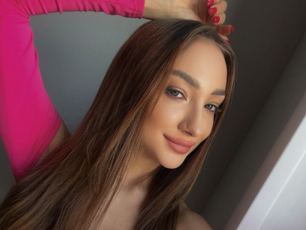 AnnyLittle Nude