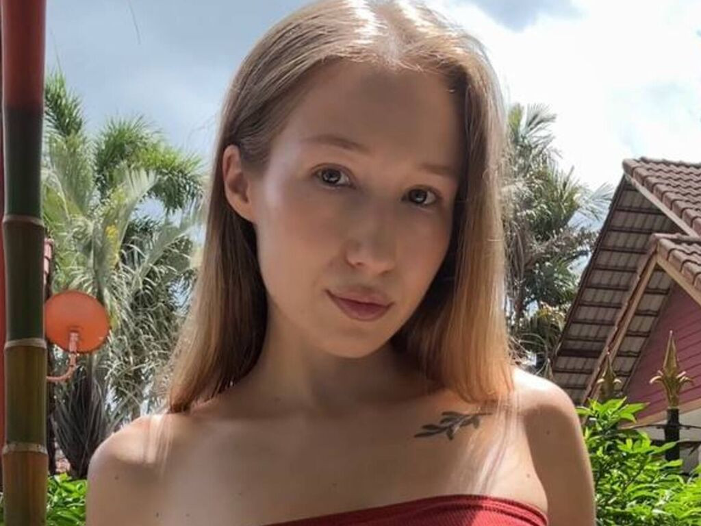 AnnySolane LiveJasmin