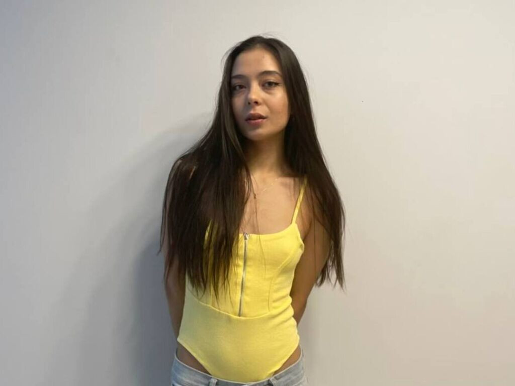 AntoniaGreenhous LiveJasmin