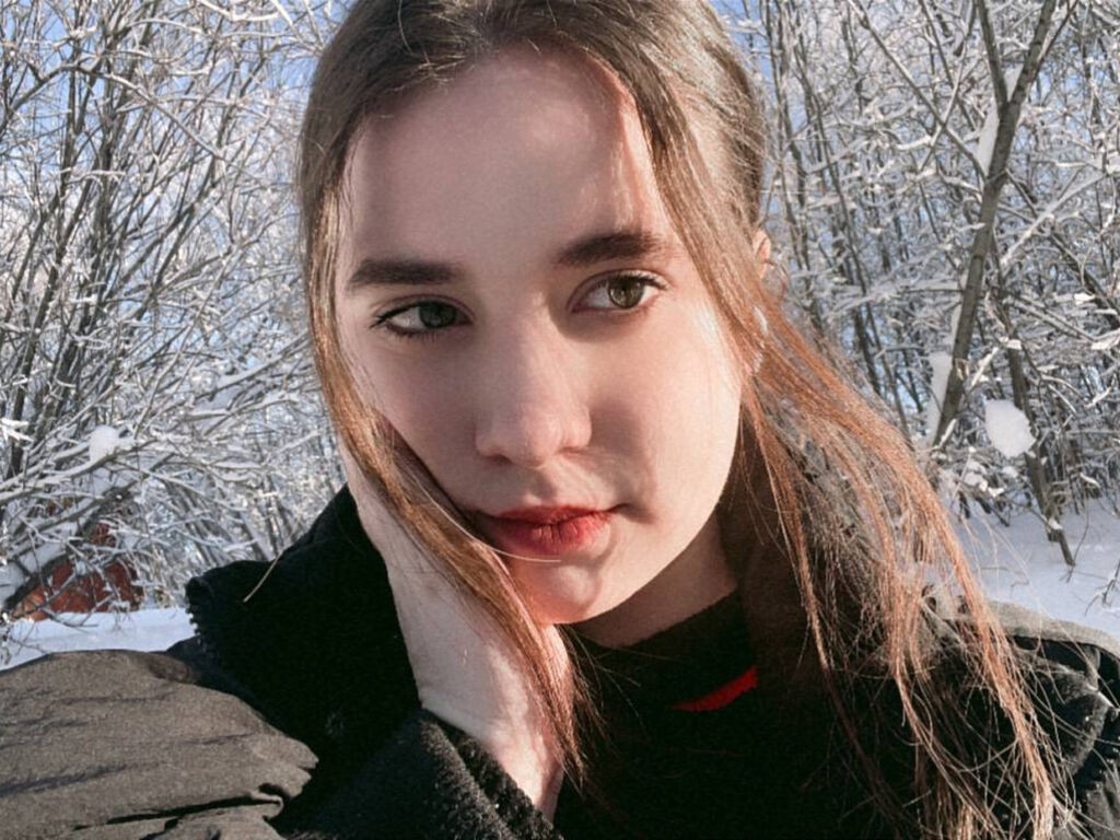 AprylPendegraft Nude