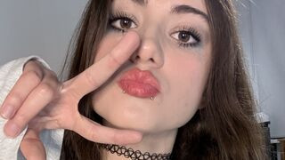 AriaLush Cam